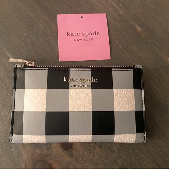 kate spade Handbags - Kate Spade Wallet